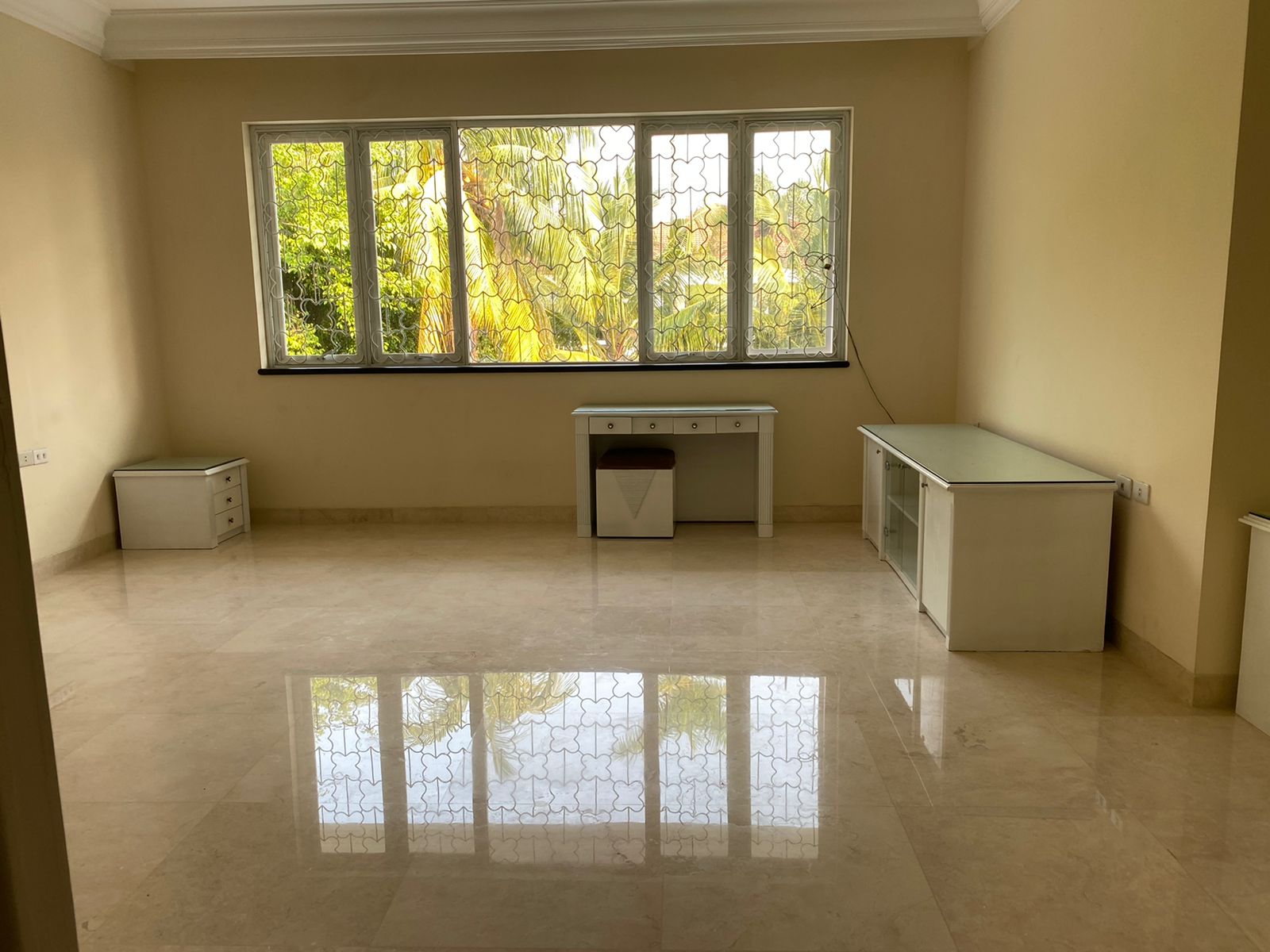 Dijual rumah mewah di Sunter Agung Podomoro, Tanjung Priok