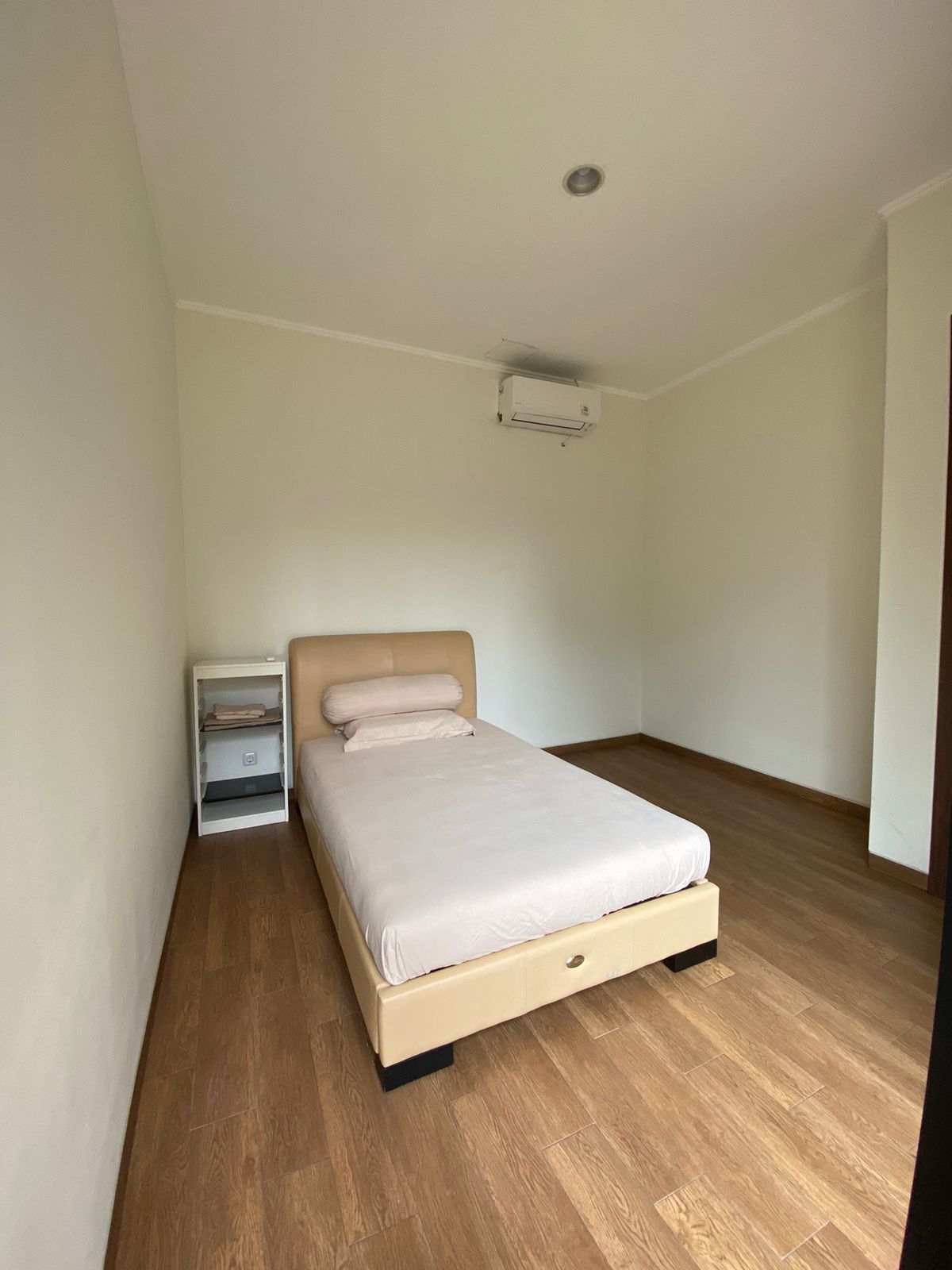 Dijual Rumah di Cluster Eldora Utama, Suvarna Sutera, Tangerang