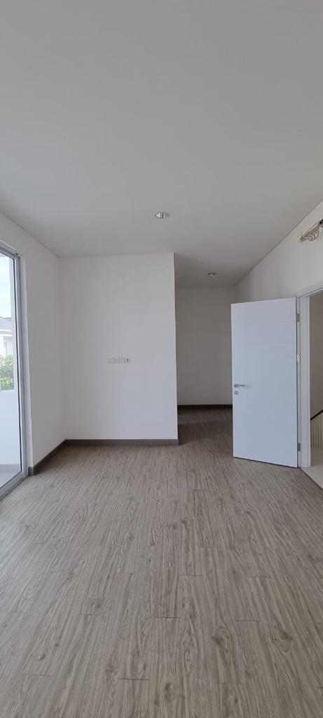 Dijual Rumah di Riviera Metland Puri