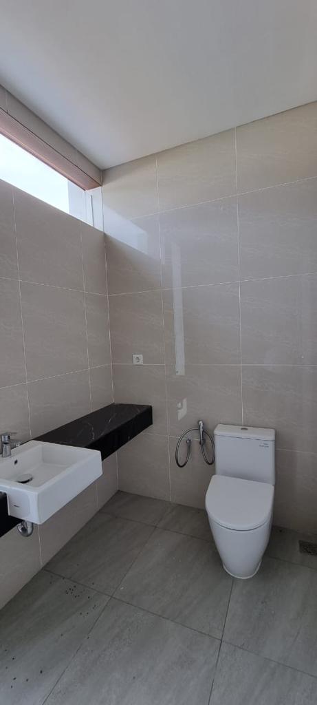 Dijual Rumah di Riviera Metland Puri