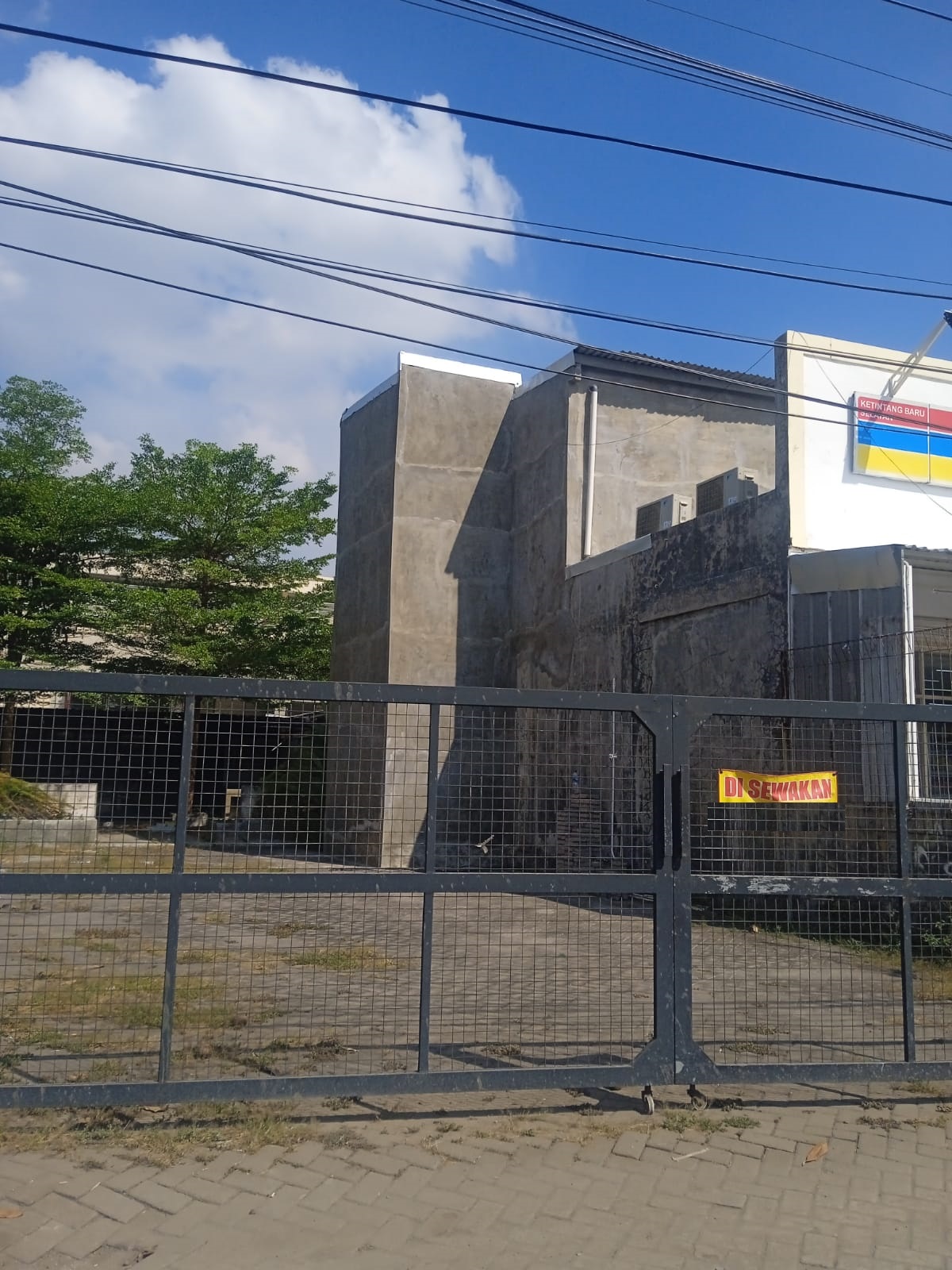 ruko disewakan ketintang surabaya