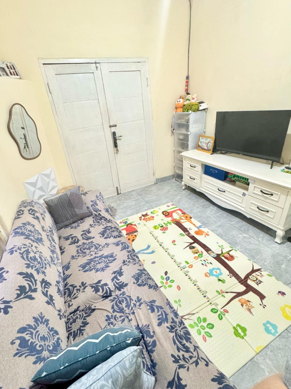 Dijual rumah tinggal minimalis di Pejaten Jakarta Selatan