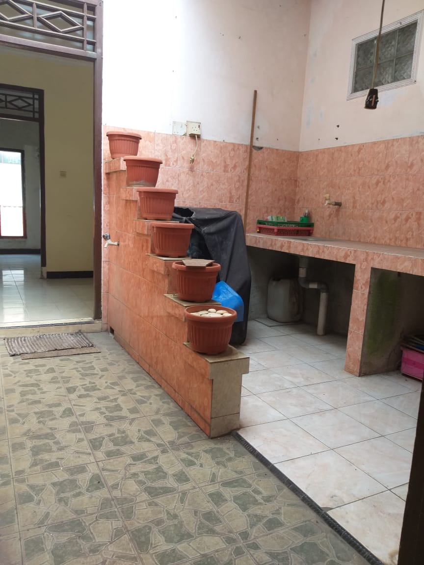 Dijual 4 ruko gandeng hook di M kahfi, Ciganjur, Jagakarsa