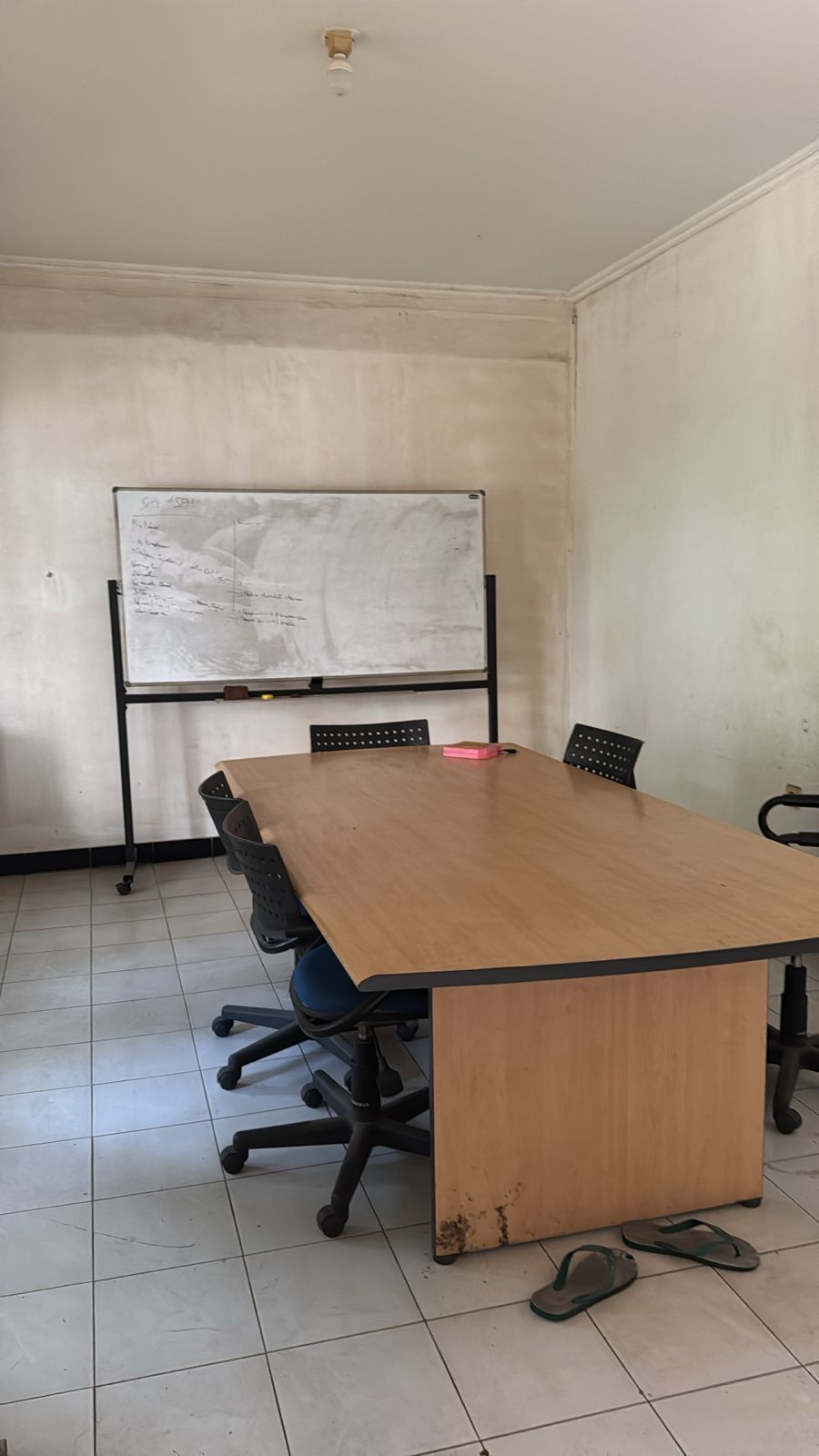 Dijual tanah bonus rumah lama strategis di Mampang Prapatan