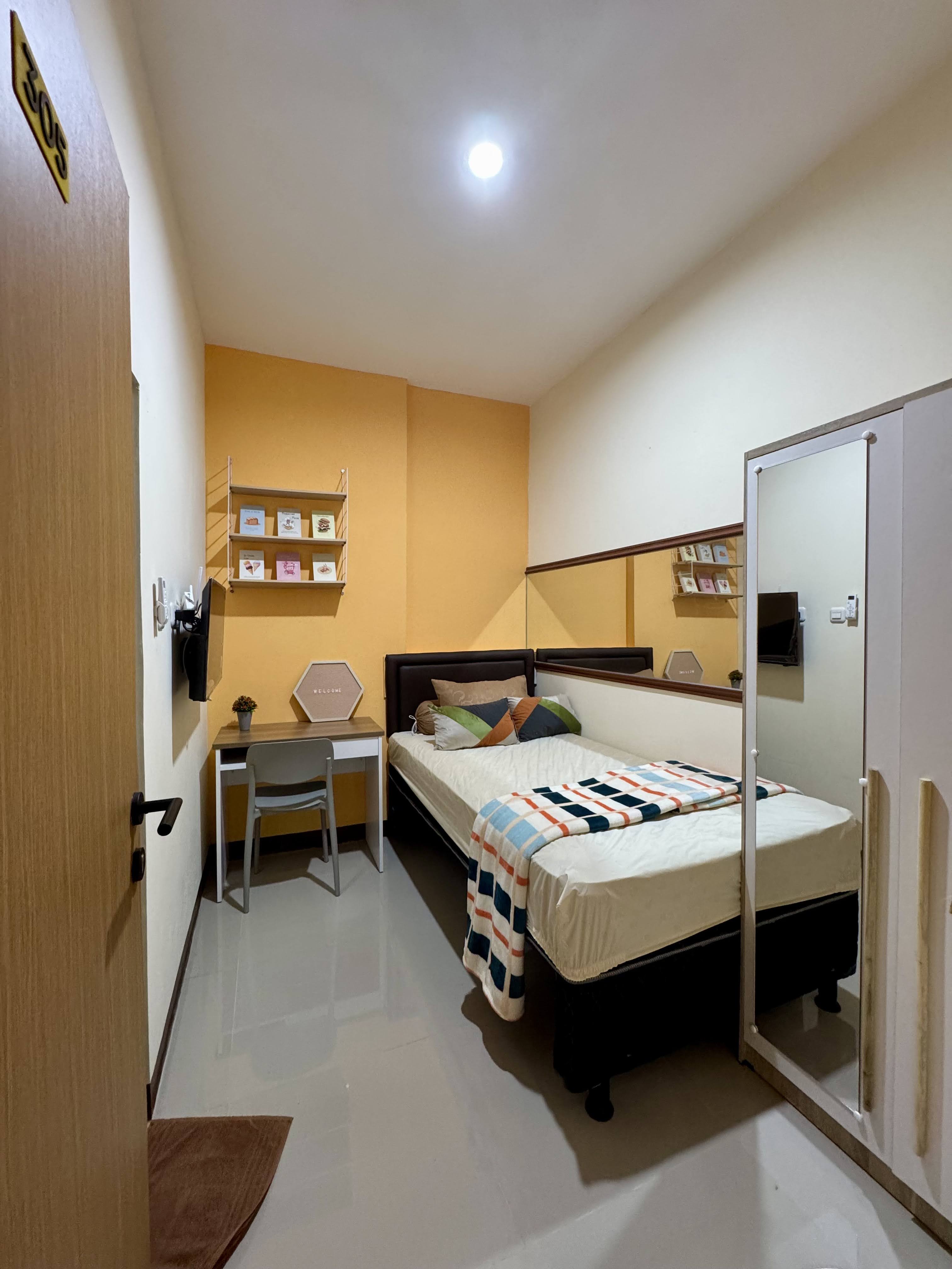 Dijual Rumah Kost Jalan KH Moh. Mansyur, Tambora, Jakarta Barat