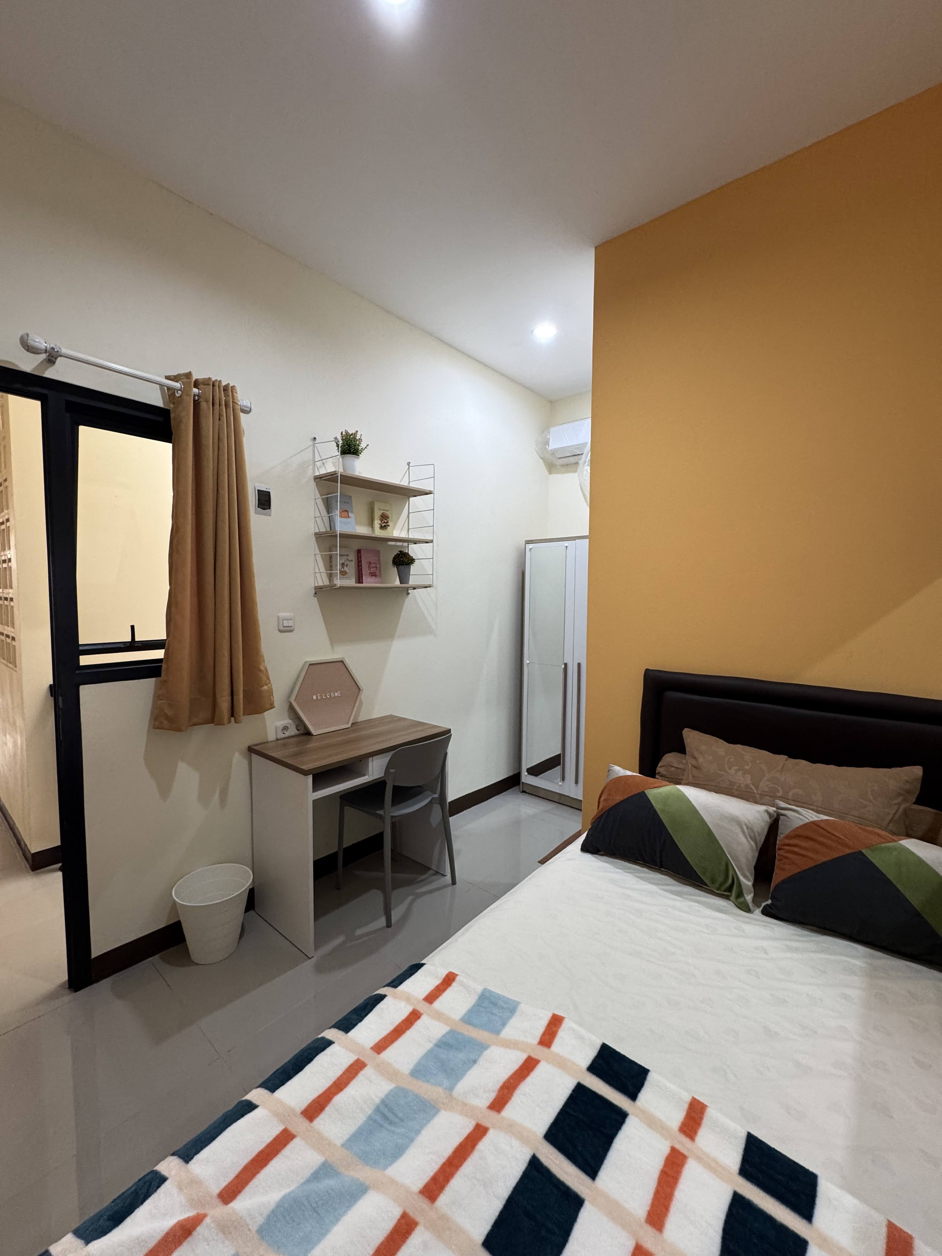 Dijual Rumah Kost Jalan KH Moh. Mansyur, Tambora, Jakarta Barat