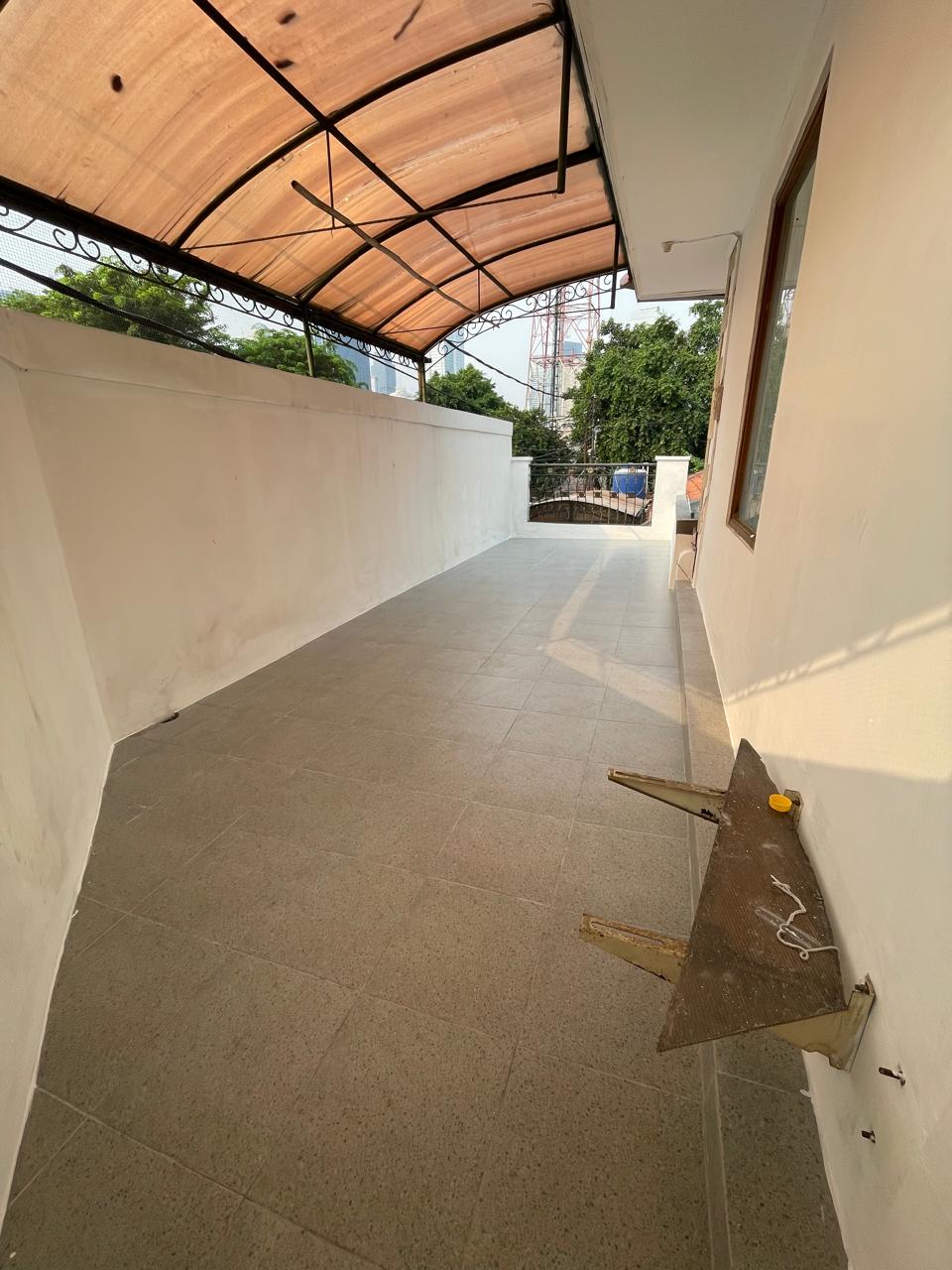 Djual rumah mewah Bendungan Hilir, Tanah Abang, Jakarta Pusat