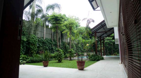 Dijual rumah mewah, Kemang, Cilandak Timur, Pasar Minggu