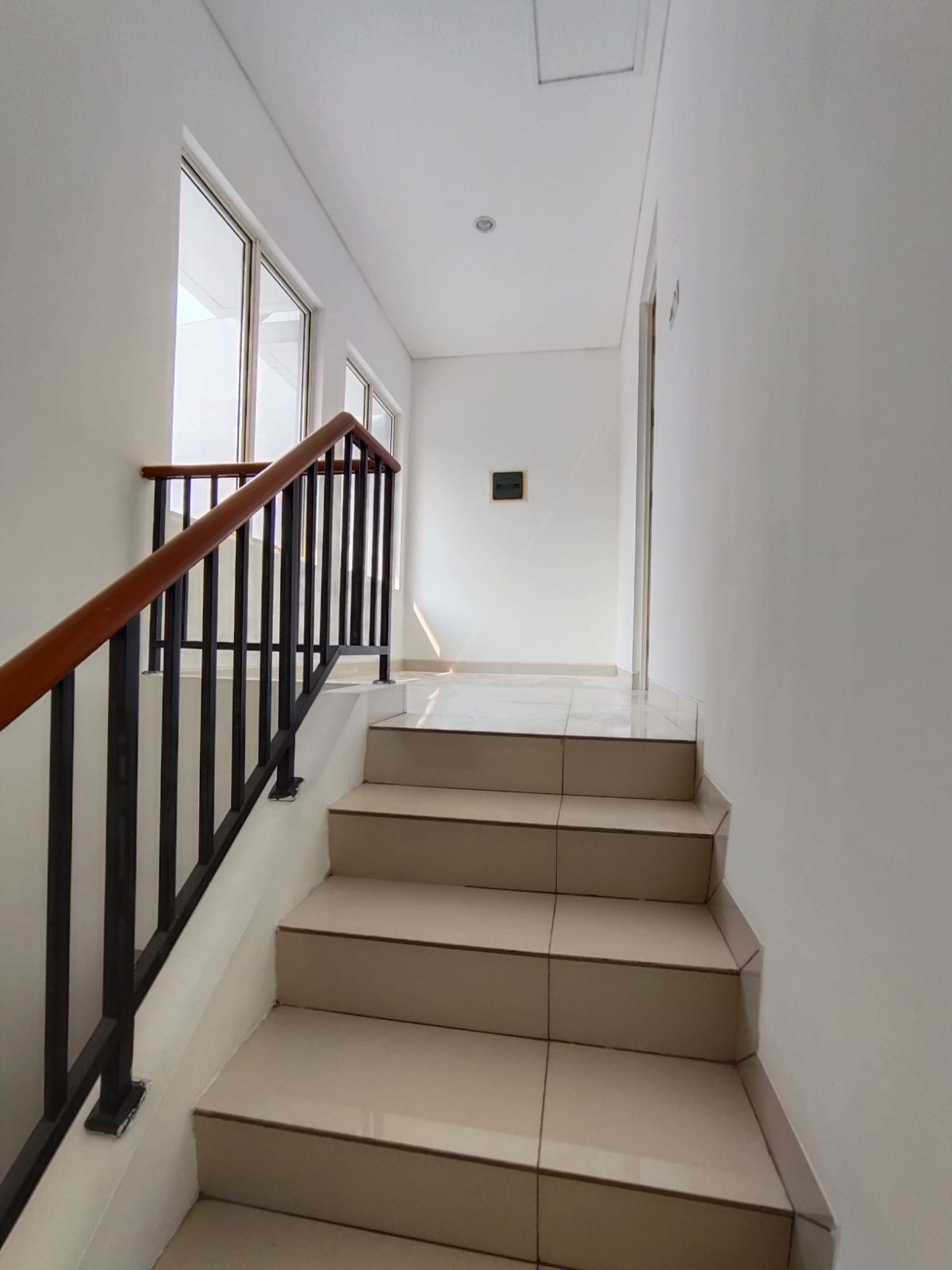 Dijual Rumah Siaphuni di Harapan Indah Cluster Neo Vasana