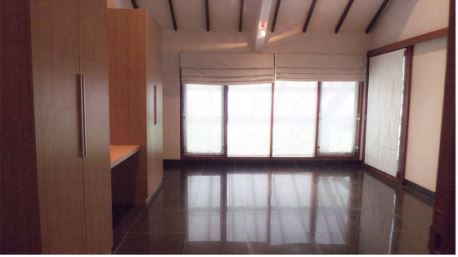 Dijual rumah mewah, Jl Benda-Kemang, Cilandak Timur Pasar Minggu