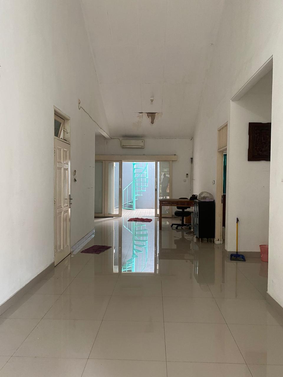 Dijual rumah komplek di Grand Galaxy, Jaka Setia, Bekasi Selatan