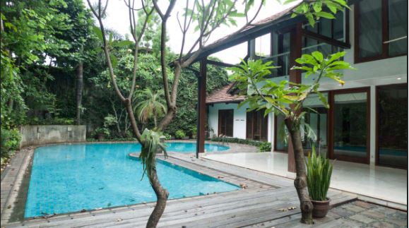 Dijual rumah mewah, Kemang, Cilandak Timur, Pasar Minggu