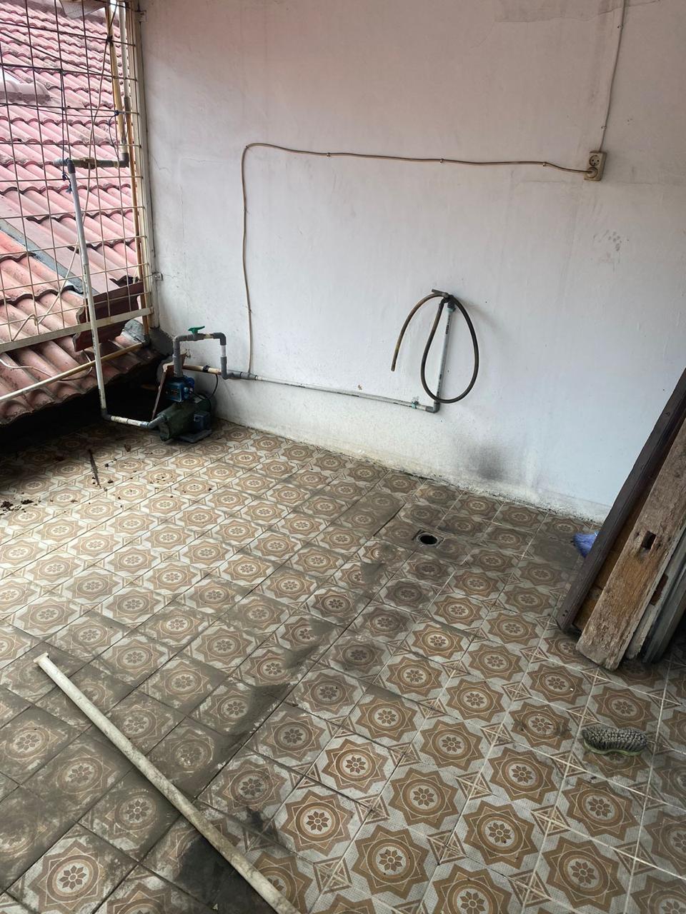 Dijual rumah komplek di Grand Galaxy, Jaka Setia, Bekasi Selatan