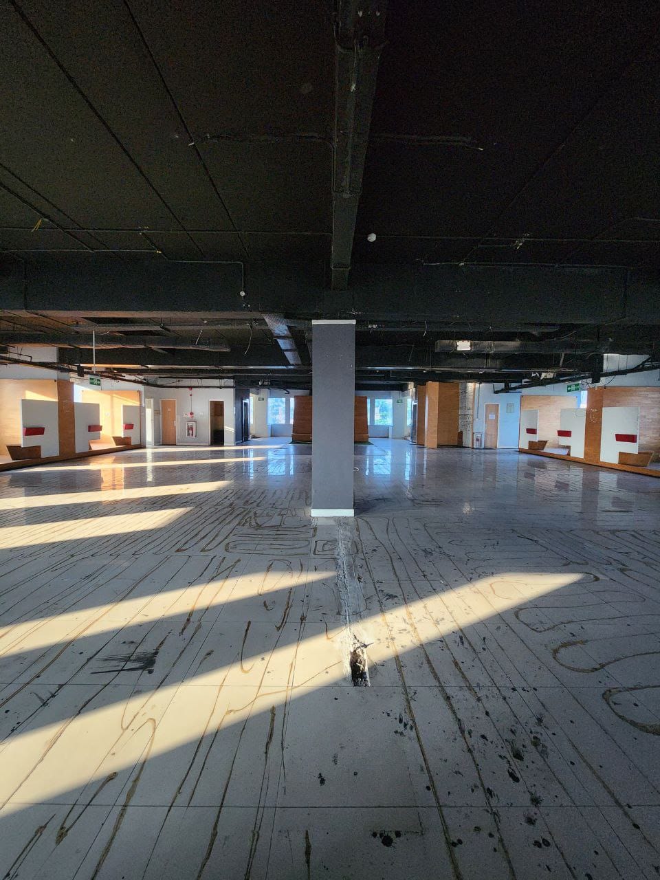 Dijual Gedung di Kuningan Barat, Mampang Prapatan, Jakarta