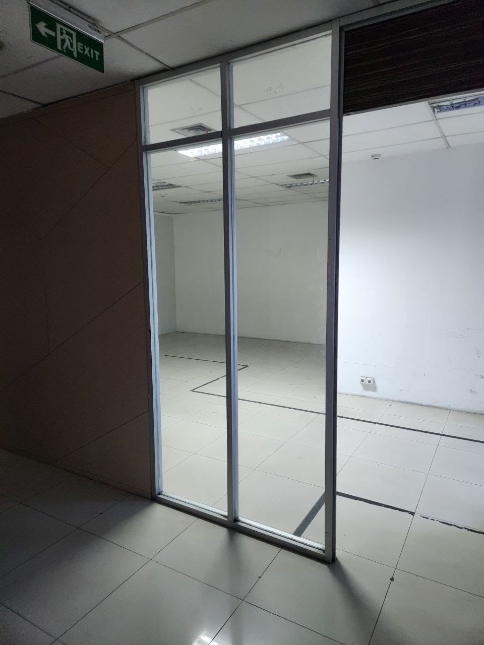 Dijual  Gedung di Kuningan Barat, Mampang Prapatan, Jakarta