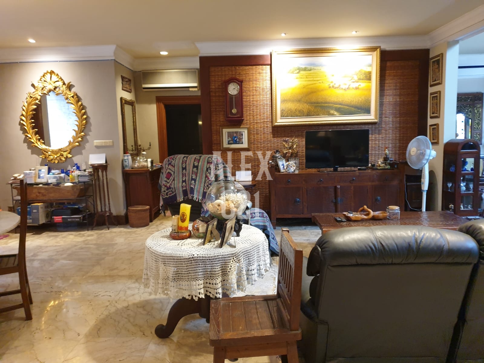 Dijual rumah di Pondok Indah, Kebayoran Lama, Jakarta Selatan