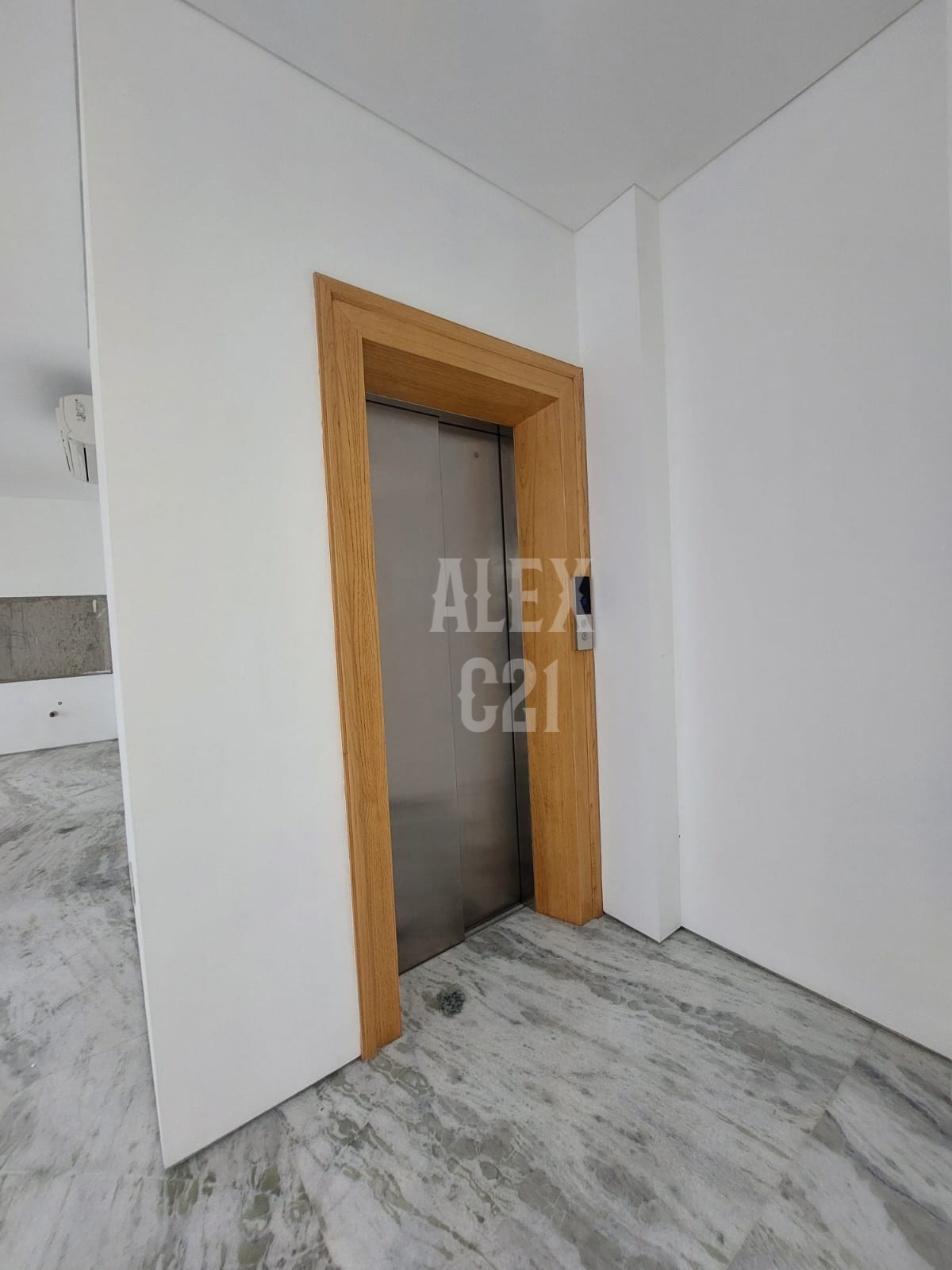 For SaleTown House Kemang, Mampang Prapatan, Jakarta Selatan