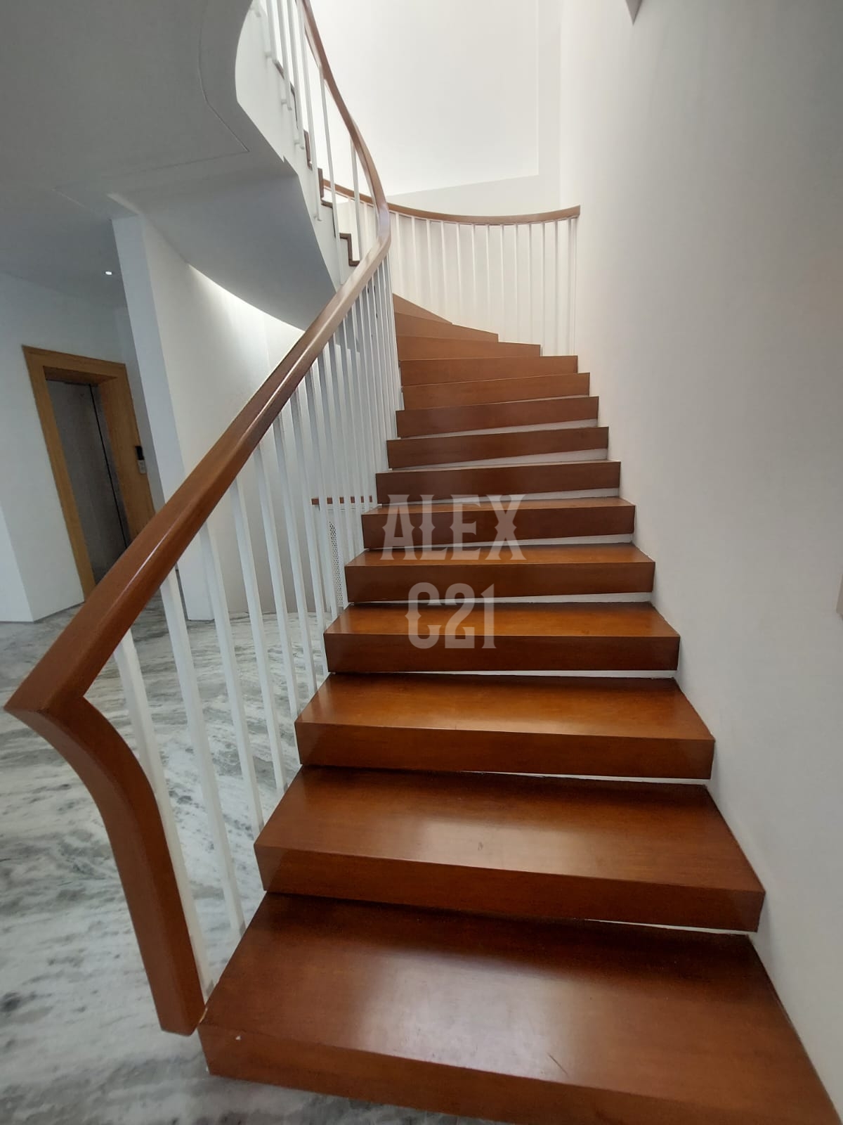 For SaleTown House Kemang, Mampang Prapatan, Jakarta Selatan