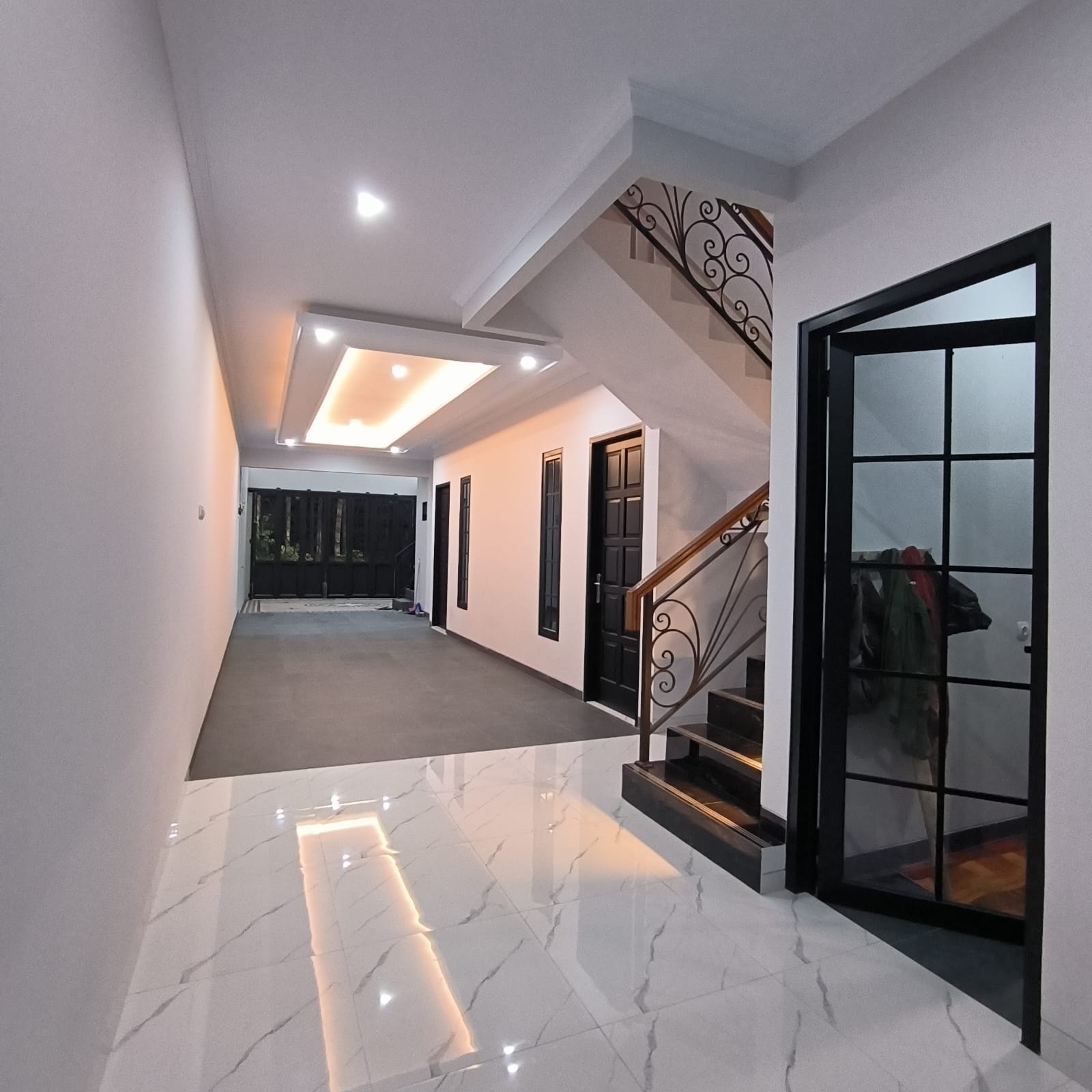 Dijual Rumah Dekat Mall Pejaten Village Pejaten Barat JakSel