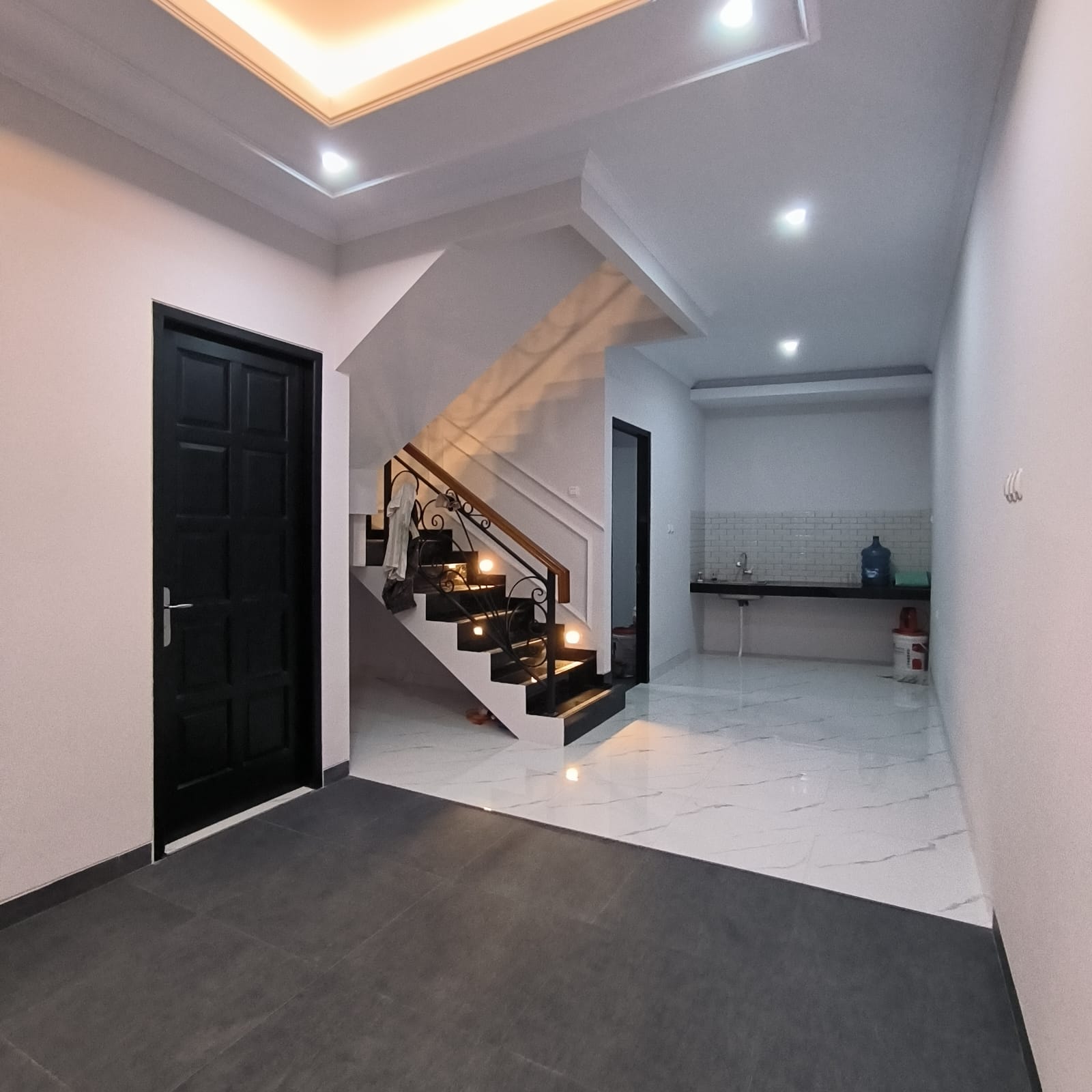 Dijual Rumah Dekat Mall Pejaten Village Pejaten Barat JakSel