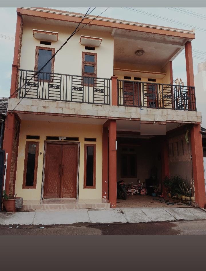 Jual rumah 2 lantai perumahan Villa Rizki Ilhami Tangerang