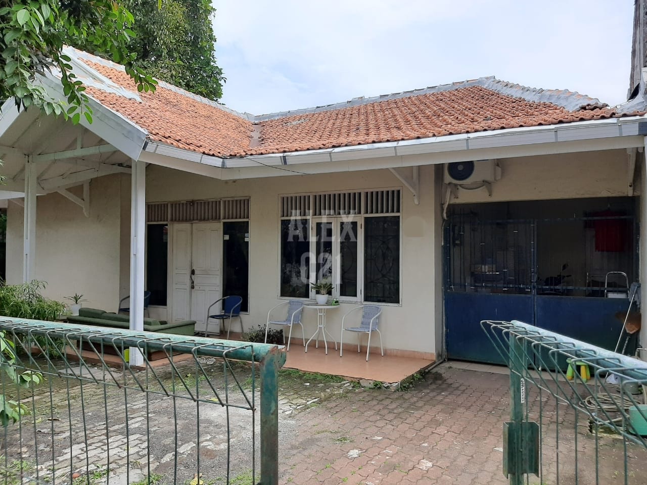 Dijual rumah dalam komplek di daerah Pasar Minggu, Jakarta