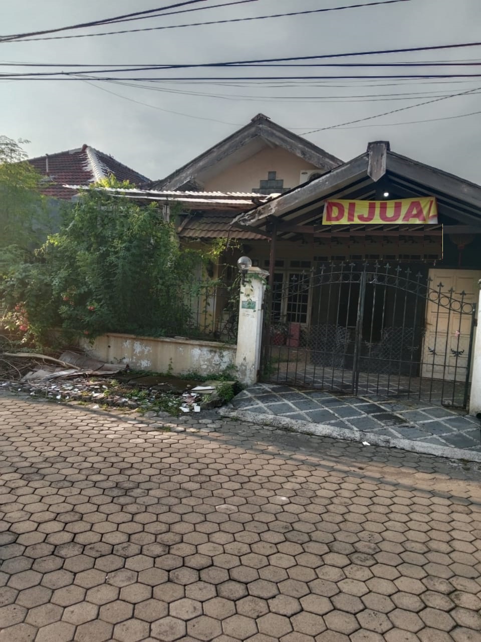 rumah dijual taman pondok indah surabaya