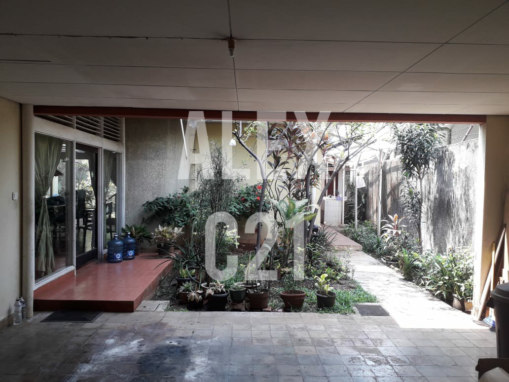 Dijual rumah Pejaten (hitung tanah saja), Pasar Minggu, Jakarta