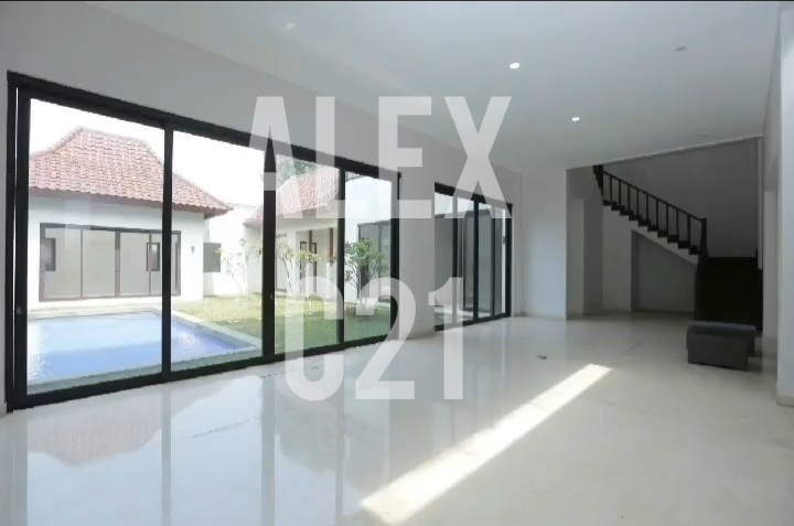 Dijual rumah mewah di Pejaten, Pasar Minggu, Jakarta Selatan