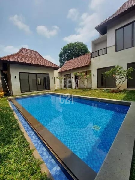 Dijual rumah mewah BU di Pasar Minggu, Jakarta Selatan