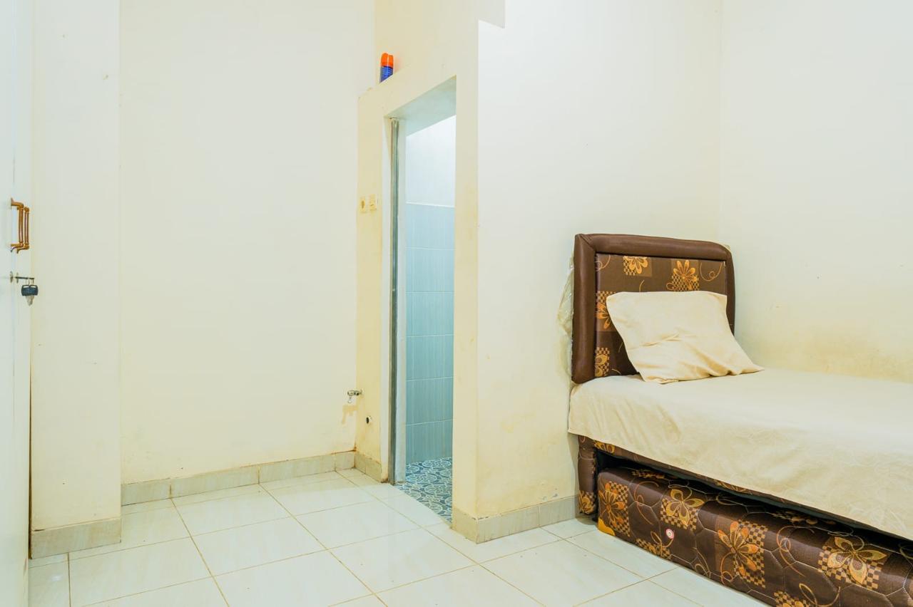 Jual rumah kost 58 pintu full di dekat Mall Cimanggis Raya Bogor