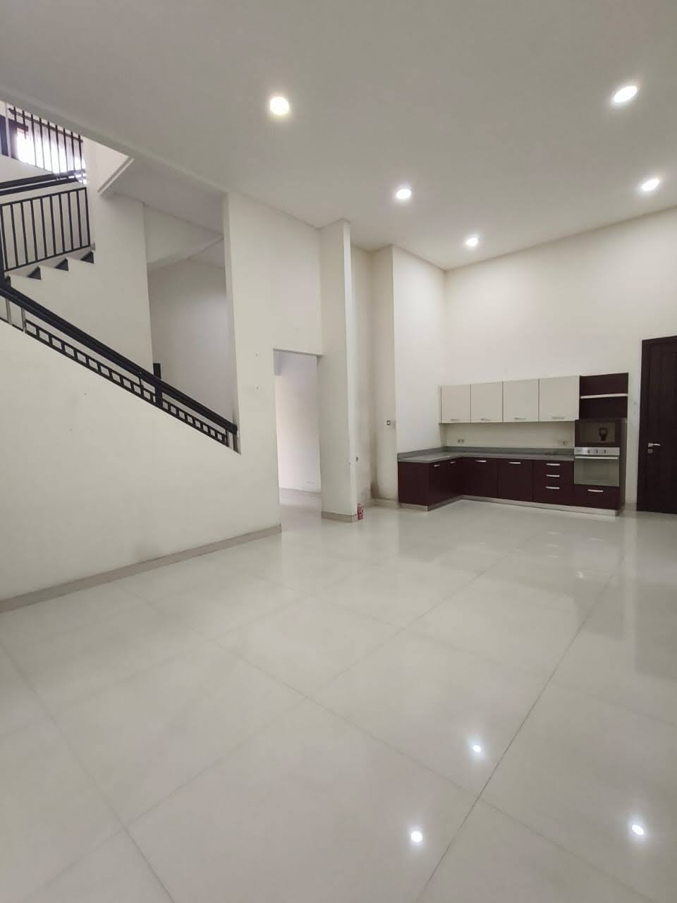 Jual Rumah Jl. DHARMAHUSADA MAS Surabaya*