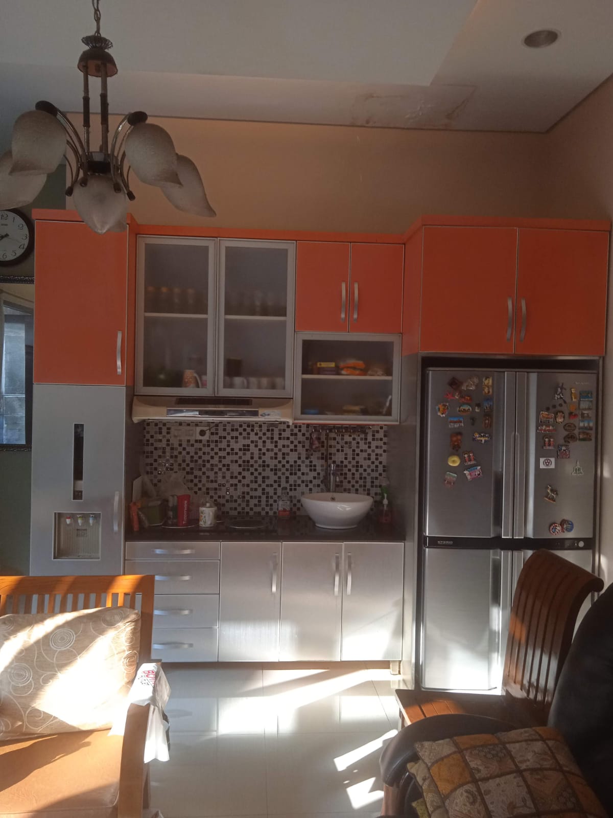 Jual rumah mewah dengan swimming pool di Pesona Khayangan, Depok