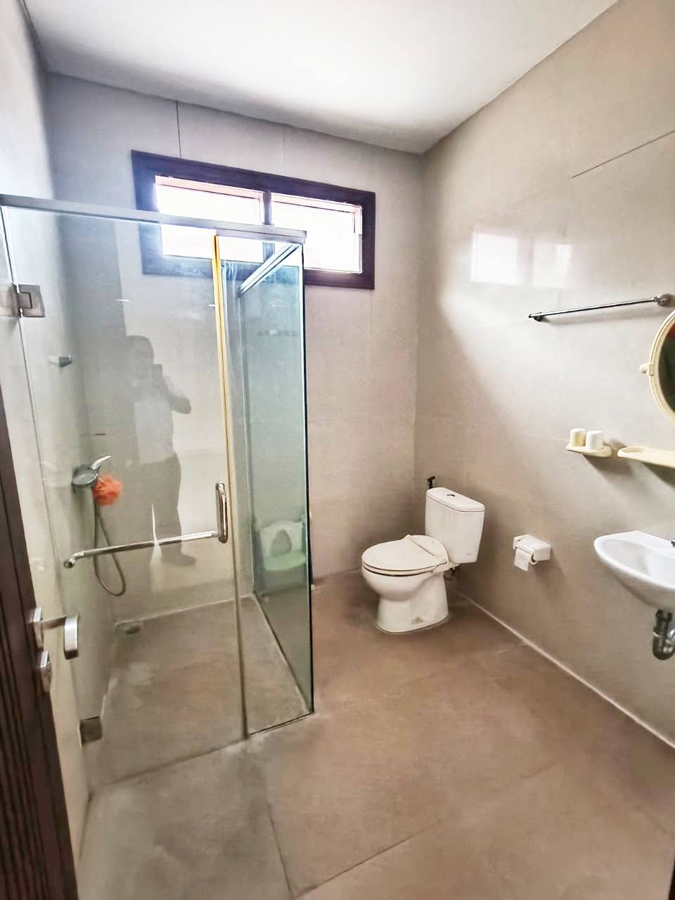 Jual Rumah Jl. DHARMAHUSADA MAS Surabaya*