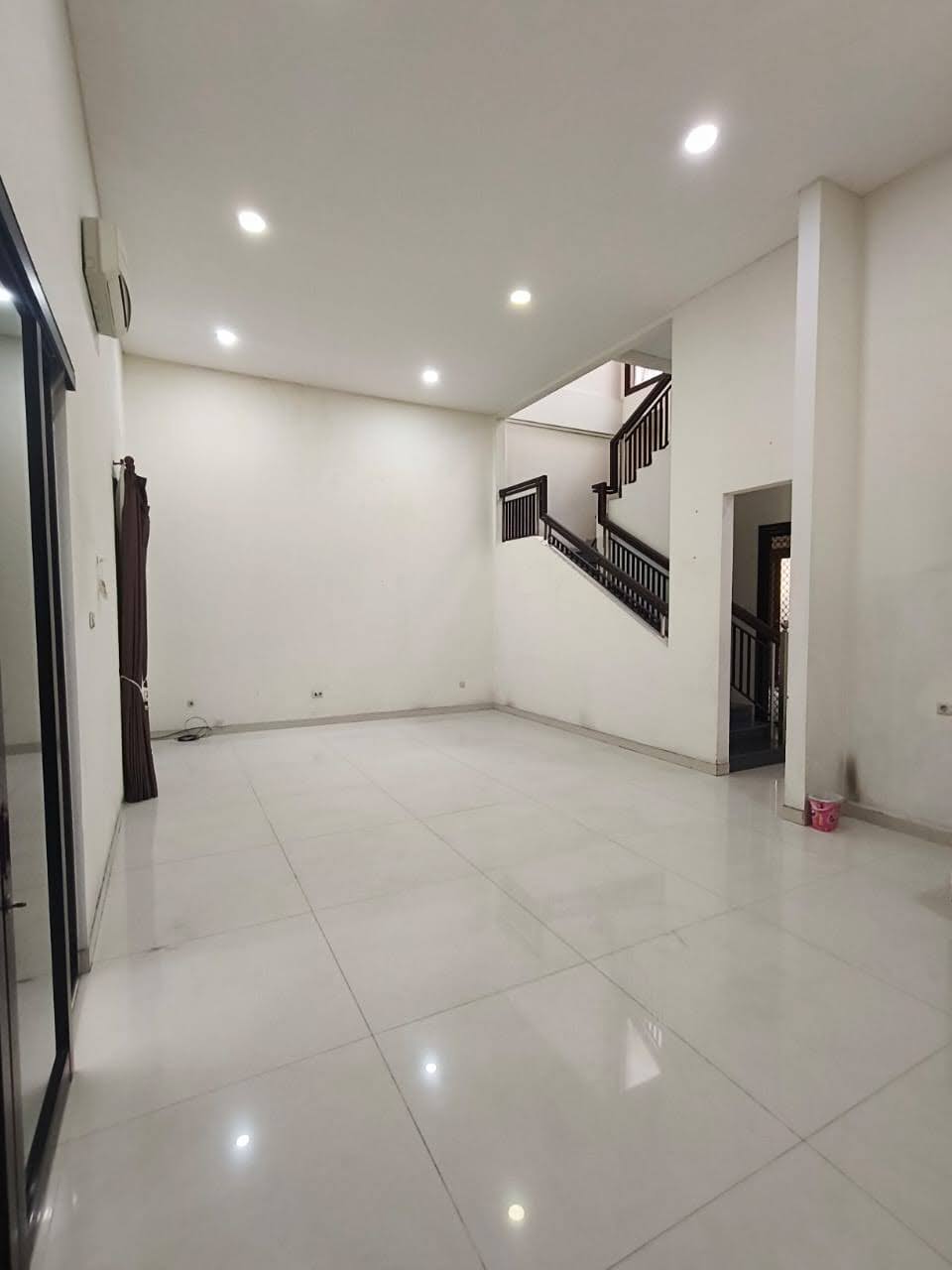 Jual Rumah Jl. DHARMAHUSADA MAS Surabaya*