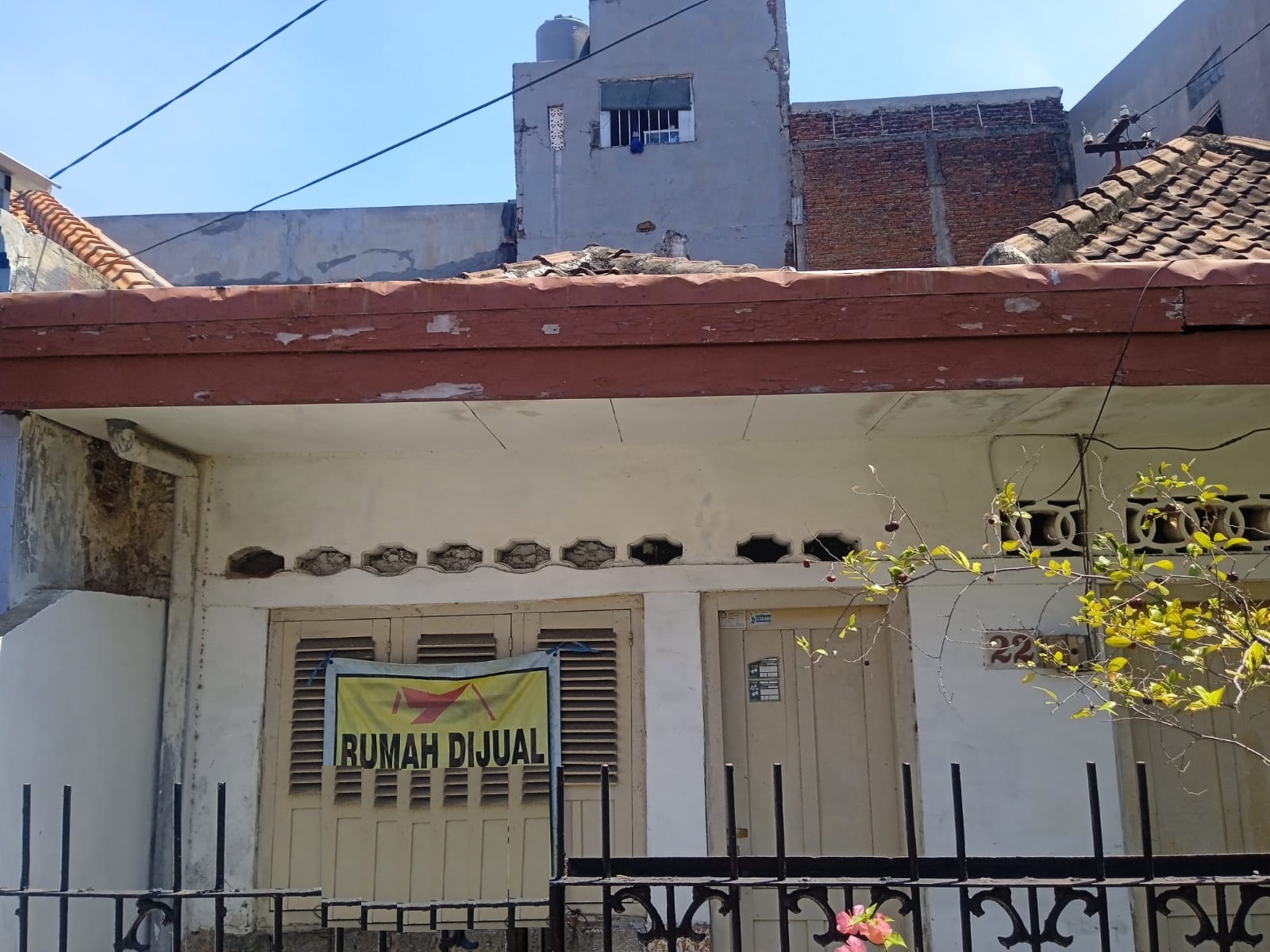 rumah dijual jalan ikan gurami surabaya