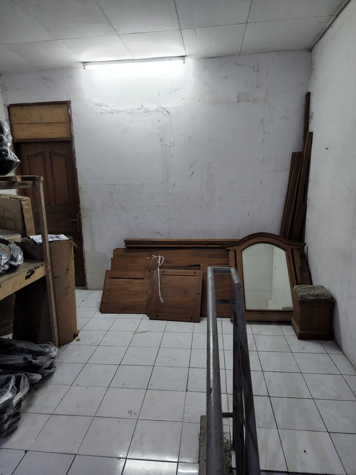 Dijual ruko di ruko di Peta Selatan di Kalideres, Jakarta Barat