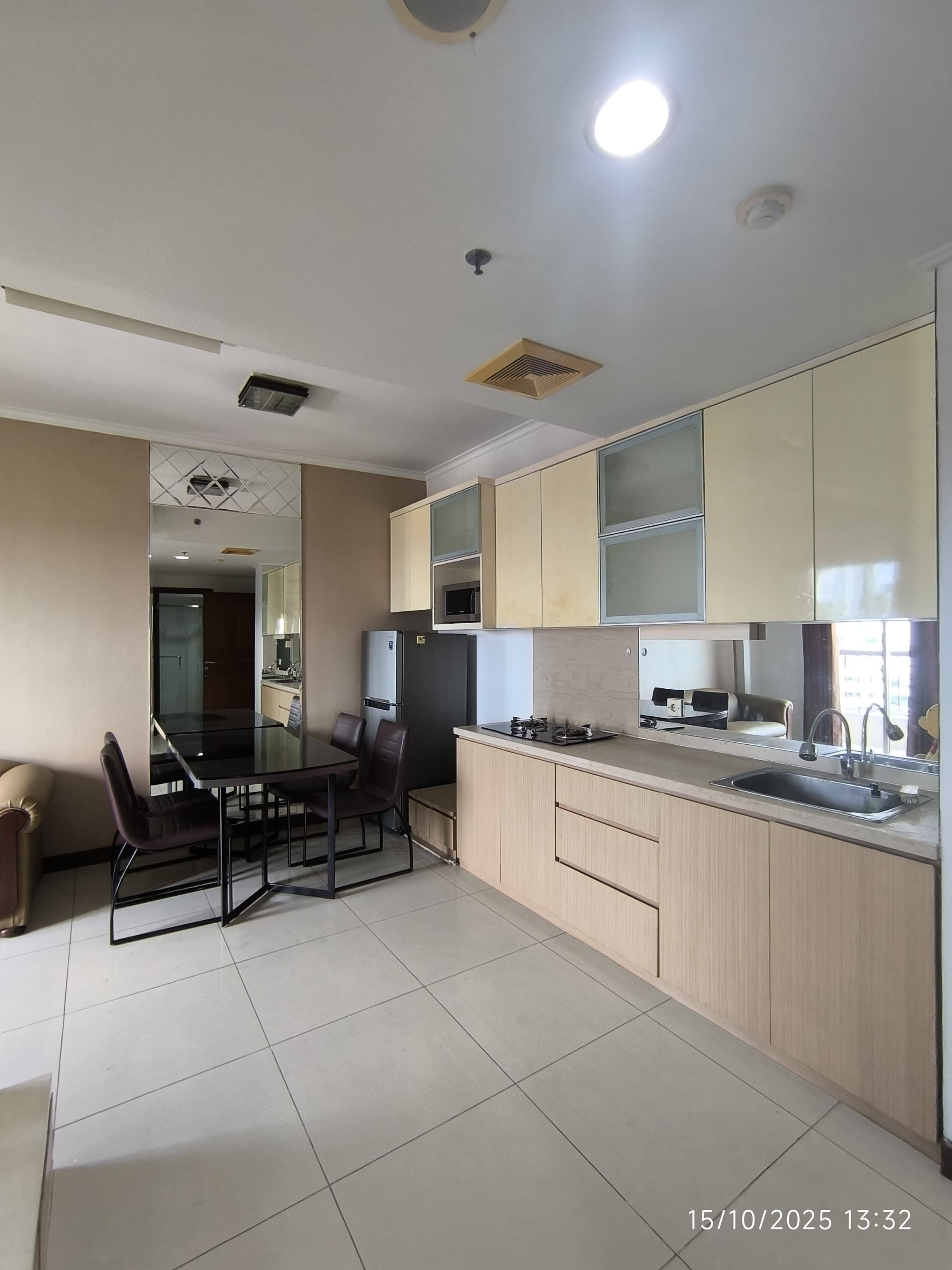 Sewa Apartemen WATERPLACE Tower A Lantai 8A Pakuwon Indah