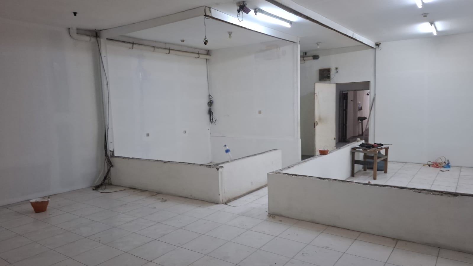 Ruko Jl Raya Jagalan Surabaya Pusat Kota Strategis Komersial