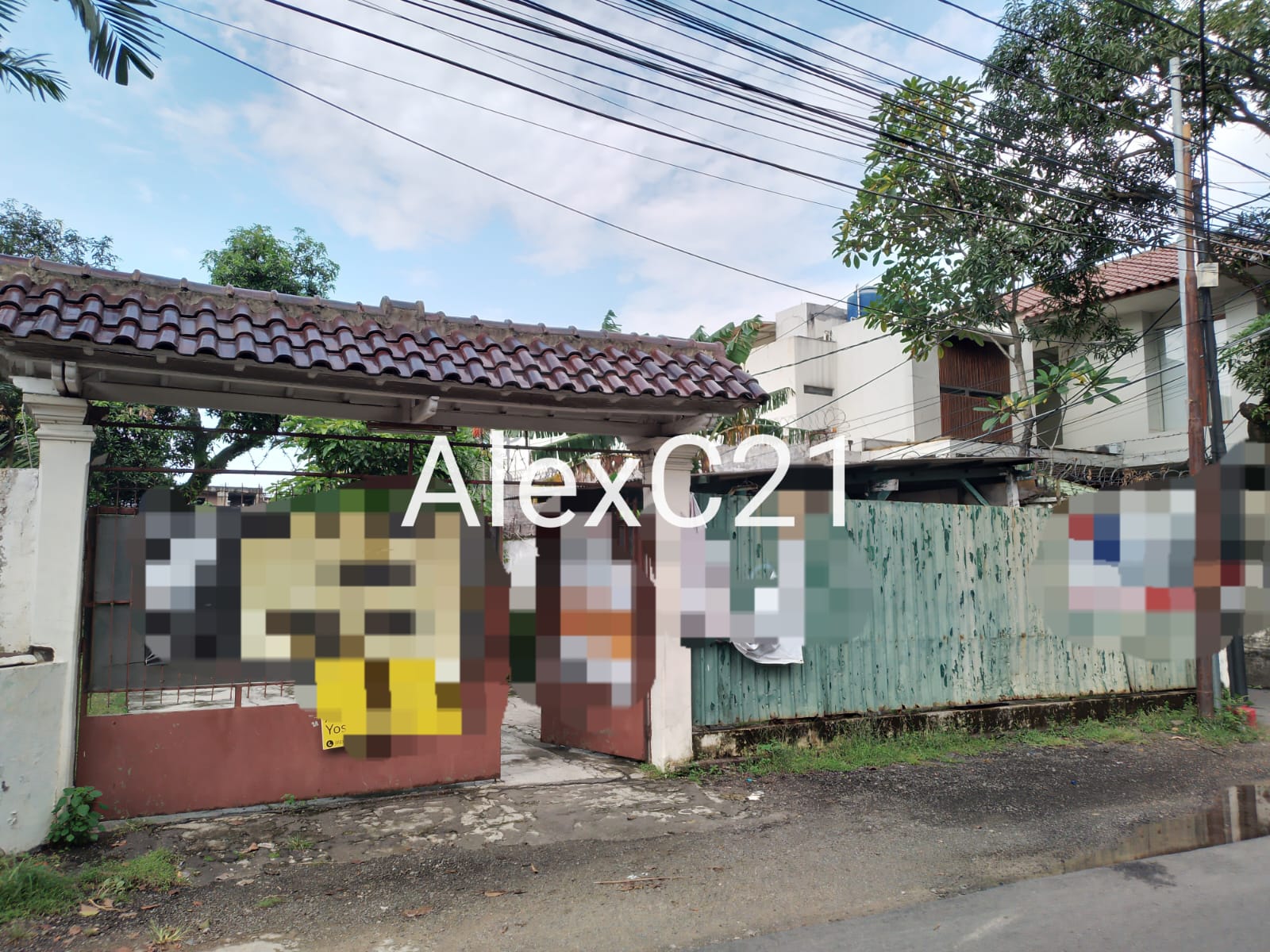 Jual rumah lama di Kemang, Mampang Prapatan, Jakarta Selatan