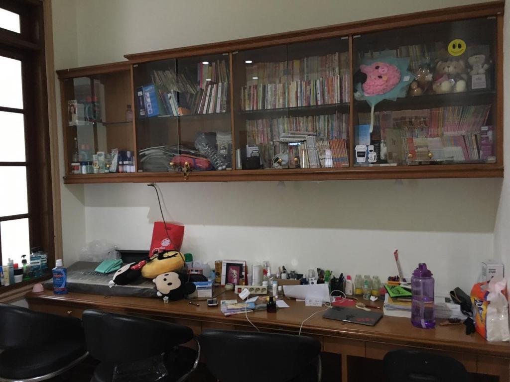 Dijual Rumah di Taman Palem Lestari, Cengkareng, Jakarta Barat