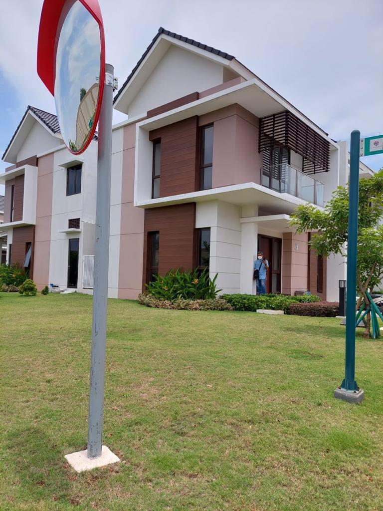 Dijual rumah di Summarecon Bekasi Burgundy Residence The Orchard