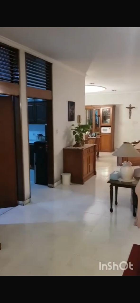 Jual/Sewa Rumah Mewah di Kemanggisan Utama Raya, Slipi, Jakbar