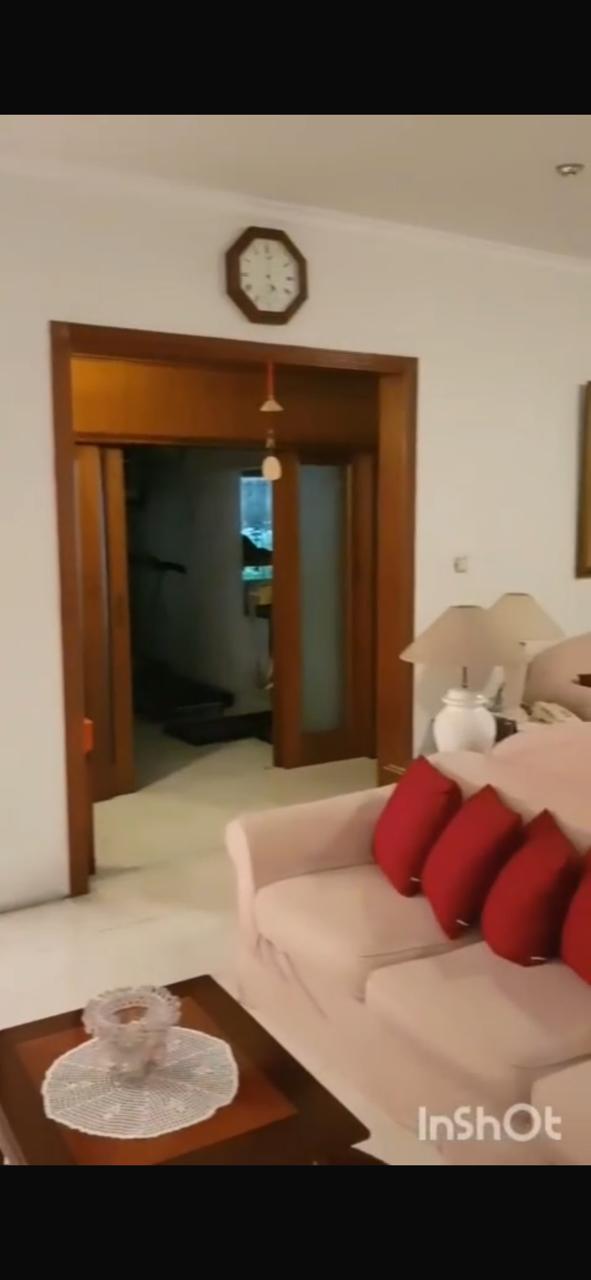 Jual/Sewa Rumah Mewah di Kemanggisan Utama Raya, Slipi, Jakbar