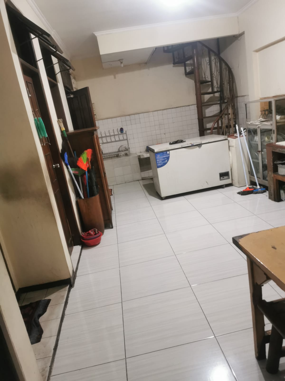 Jual Rumah di Cempaka Putih Barat, Jakarta Pusat
