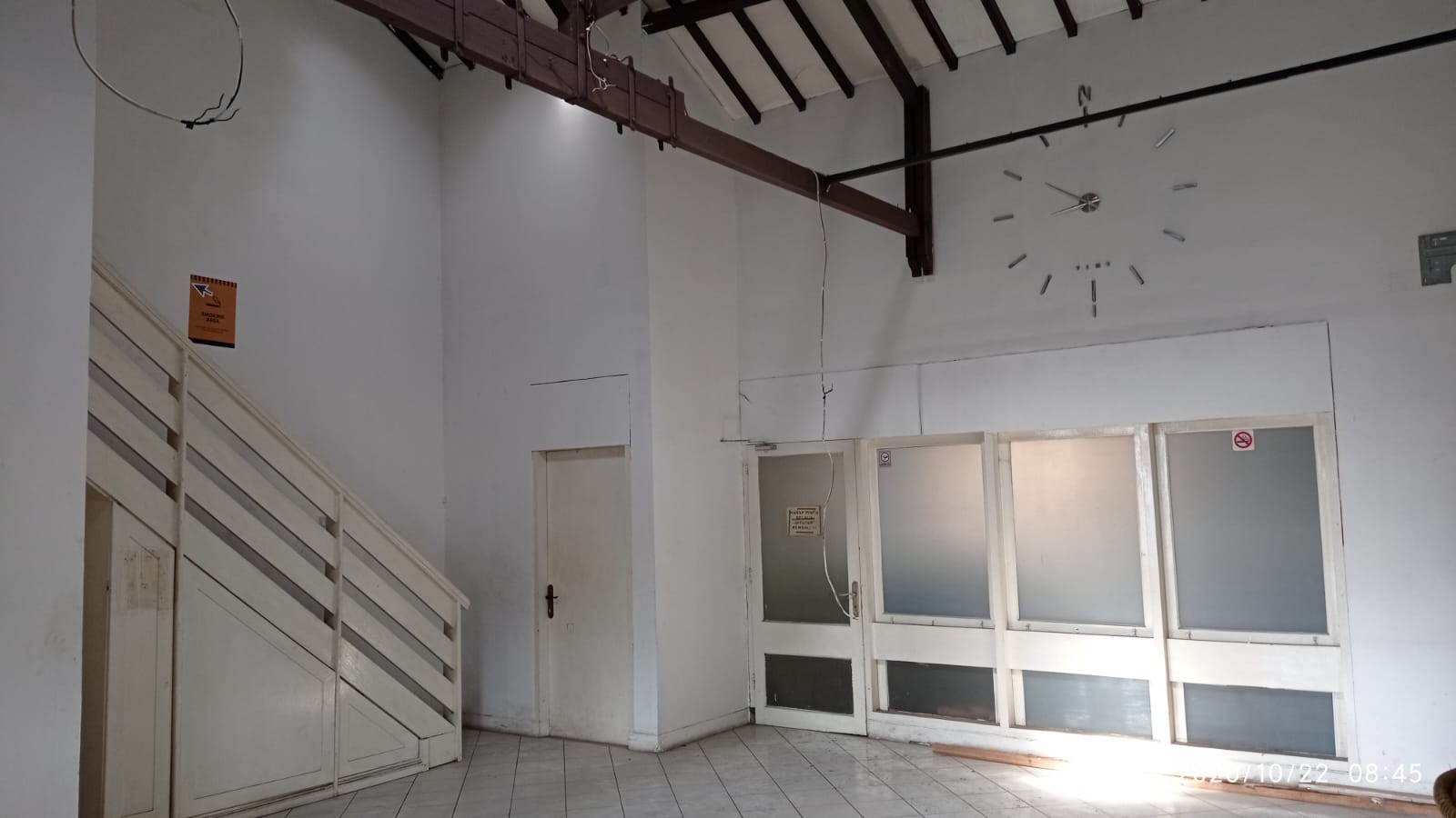 Sewa office space dengan 3 unit strategis di Pangeran Antasari