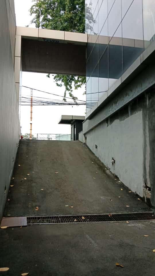 Jual Gedung mewah dan strategis di Warung Buncit Raya, Jaksel