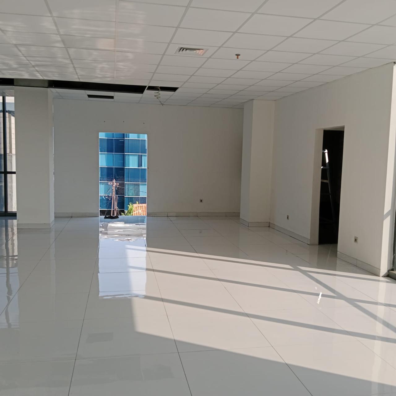 Jual Gedung mewah dan strategis di Warung Buncit Raya, Jaksel