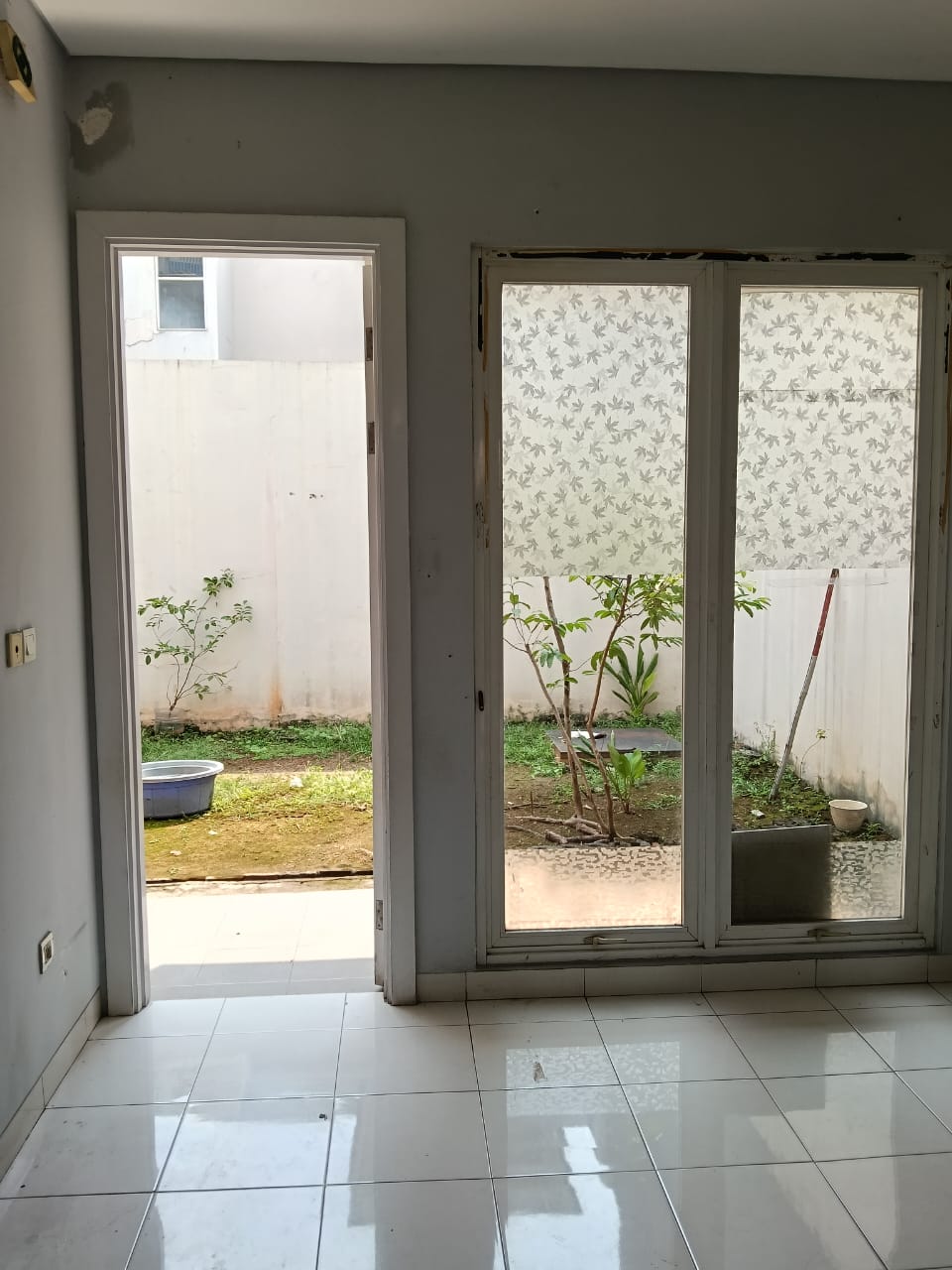 Disewa rumah siaphuni di Summarecon Bekasi Cluster Palm