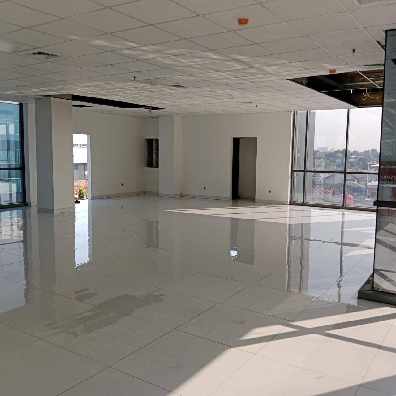 Jual Gedung mewah dan strategis di Warung Buncit Raya, Pejaten